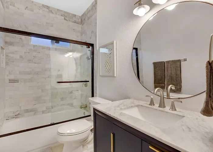 Holiday home Cozy Escape With Hot Tub, Bbq & Fire Pit Gilbert